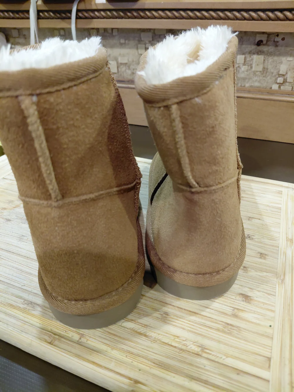 Time And Tru WOMENS Suede Boots 9
